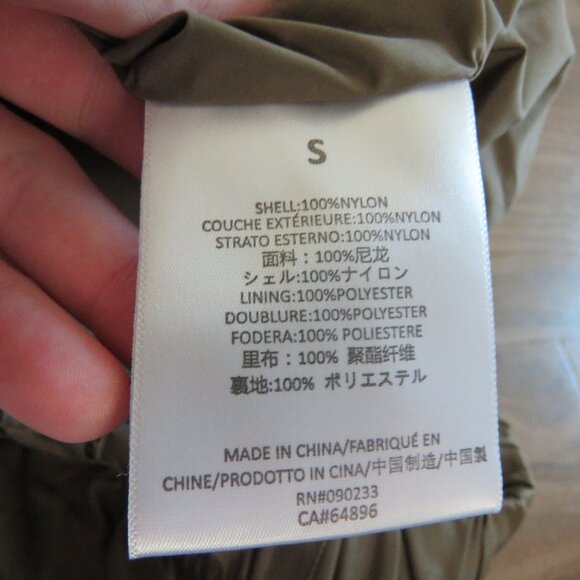 ESSENTIALS FEAR OF GOD Straight Leg Logo Appliquéd Shell Drawstring Shorts Khaki - Picture 16 of 16